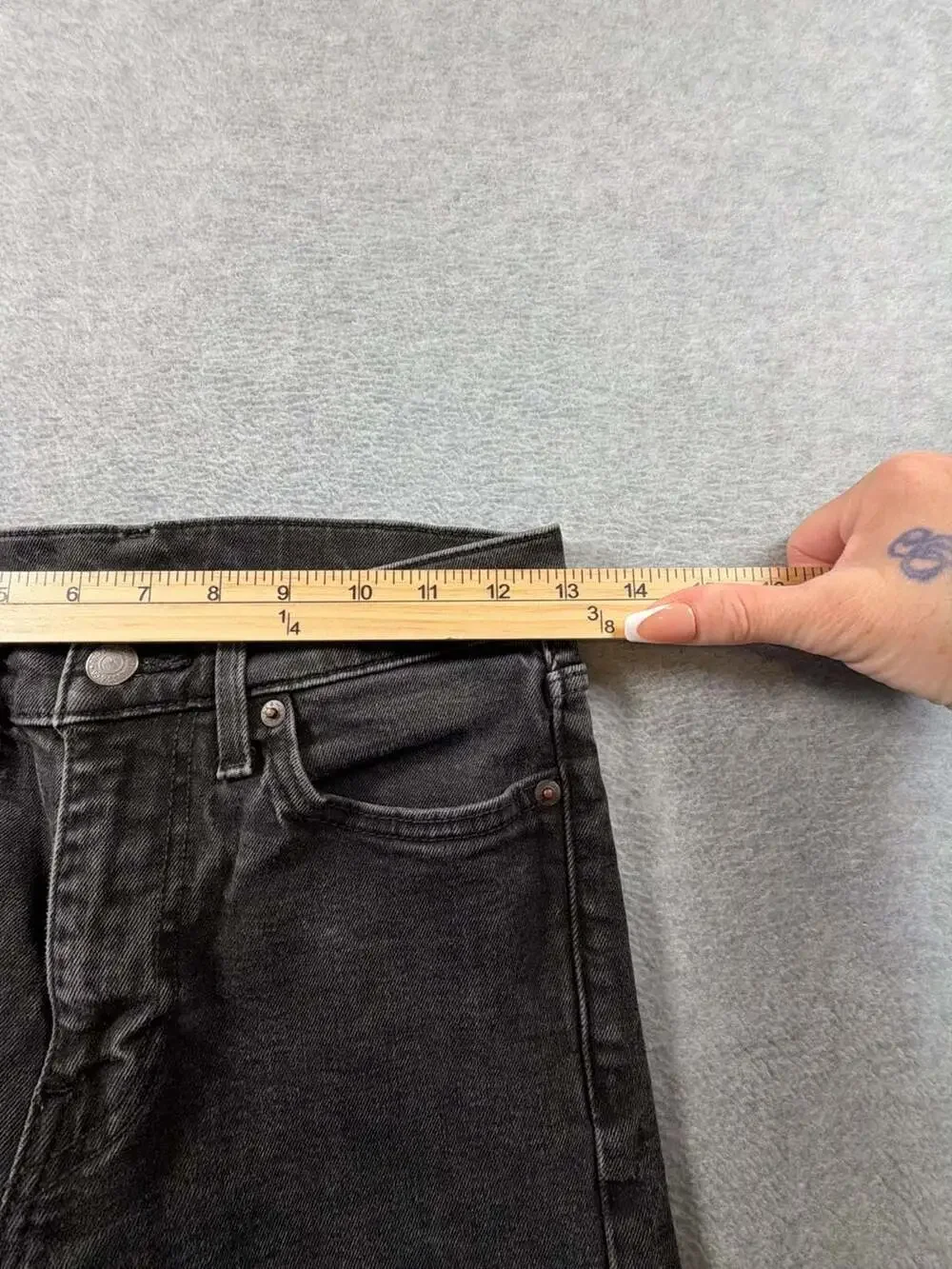 Levi's Premium Black Denim Slim Skinny Jeans E